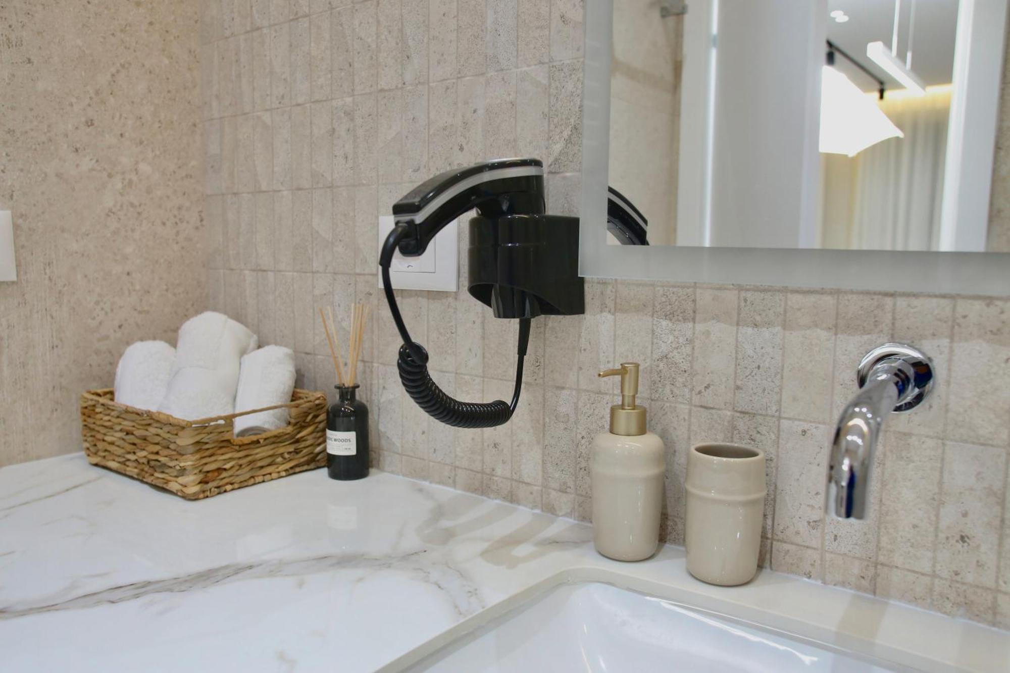 Luxurious Dreamy Seaview Apartment Durres Ngoại thất bức ảnh